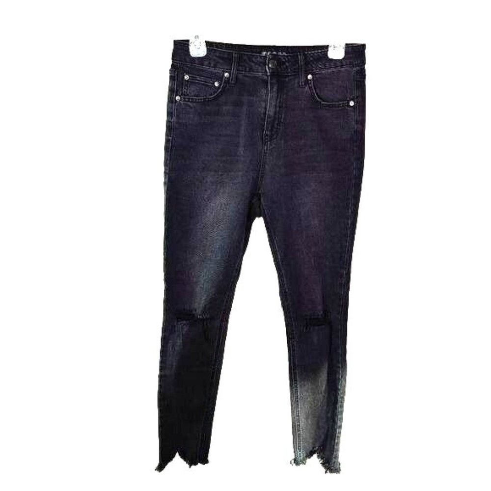 WILD FABLE Size 6 Black Raw Edge Shark Bite Hem Skinny Jeans Cotton/Span Blend
